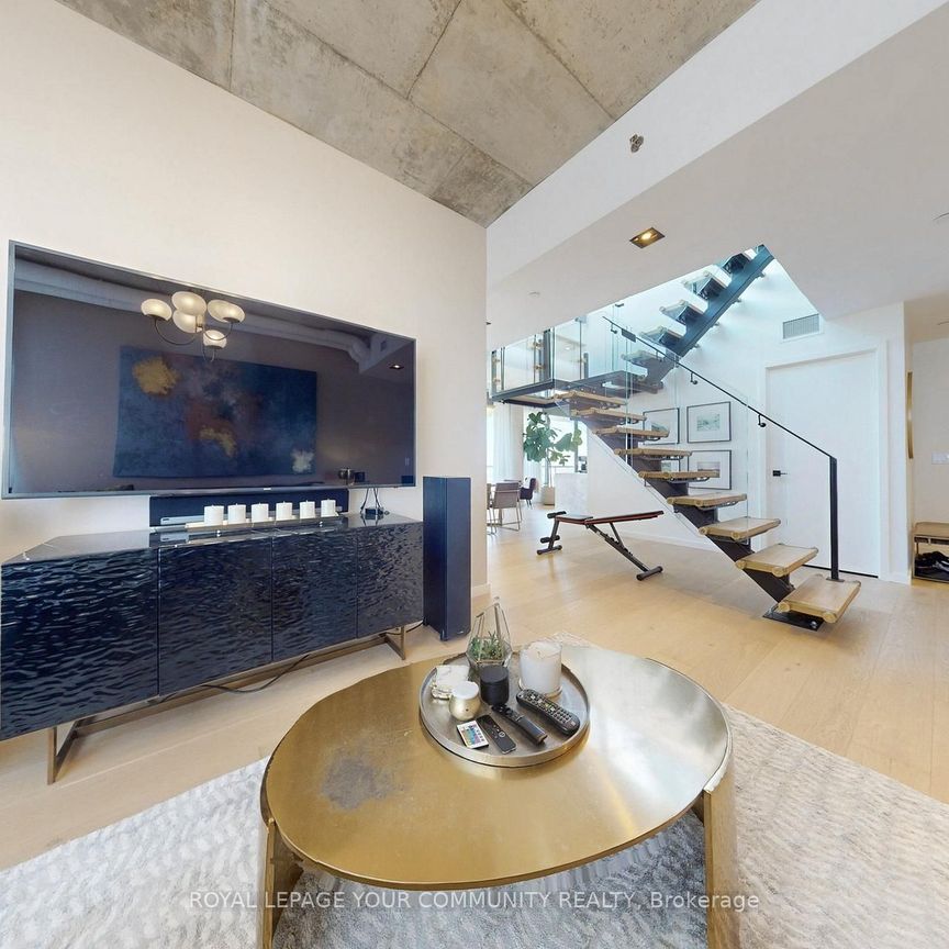 For Lease - 32 Trolley Crescent Unit# PH10, Toronto, Ontario - Photo 1