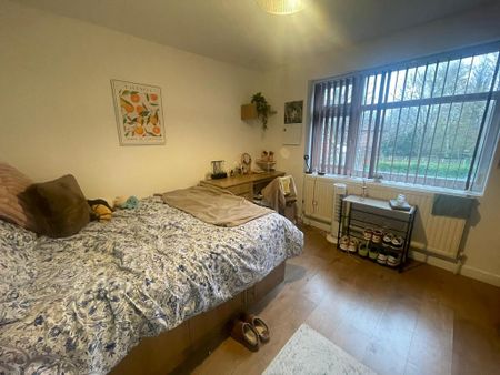 6 bedroom semi-detached house to rent - Photo 4