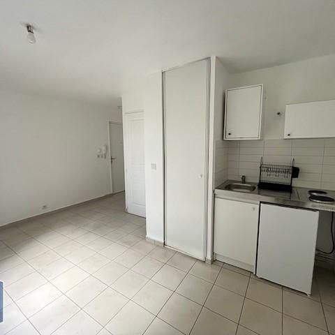 Location Appartement 1 pièce 20m² CORBEIL ESSONNES 91100 - Photo 1