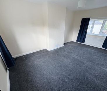 2 bedroom semi-detached house to rent - Photo 4