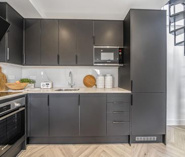 2 bedroom flat to rent - Photo 4