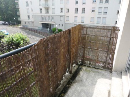 Location Appartement 2 pièces 38m² LILLE 59000 - Photo 5