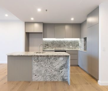 Stylish City Living on Constitution Ave - Photo 3