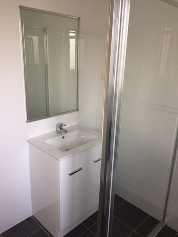 **Up to two weeks rent free! - Photo 4