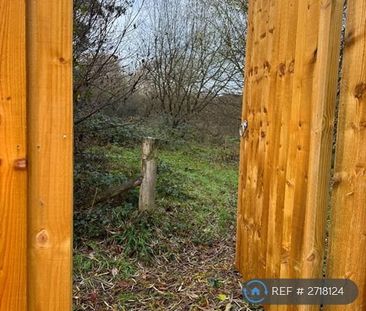 4 bedroom detached house to rent - Photo 1