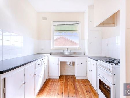 Large family home - Photo 4