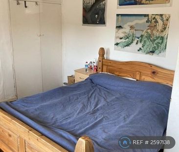 5 bedroom semi-detached house to rent - Photo 3