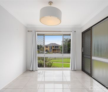 Redcliffe, address available on request - Photo 1