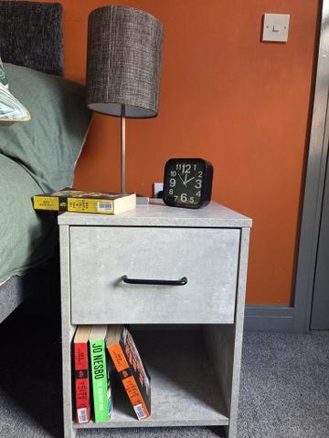 1 bedroom in a house share to rent - Photo 4