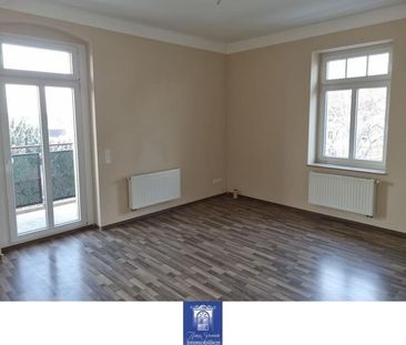 Bezaubernde 3-Zimmerwohnung mit hochwertiger Ausstattung und Balkon... - Photo 2