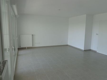 Location Appartement 3 pièces 63m² REIMS 51100 - Photo 2