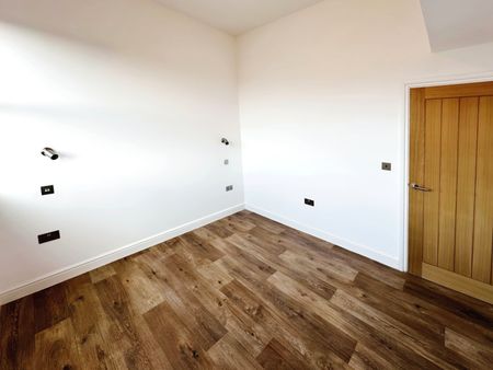 Waterside House, Lincoln, Waterside North - Photo 5