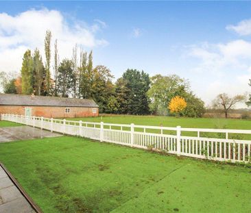 3 bedroom barn conversion to rent - Photo 1