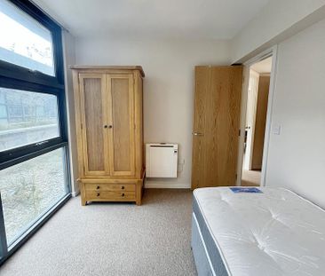 2 bedroom flat to rent - Photo 3