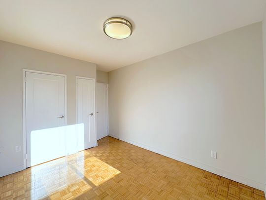 For Lease - 437 Glen Park Avenue Unit# 407, Toronto, Ontario - Photo 1