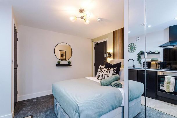 Studio to rent - Photo 1