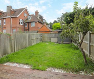 3 bedroom terraced house to rent - Photo 6