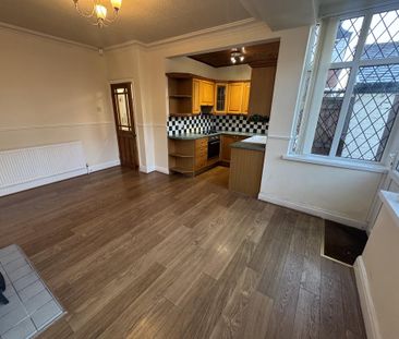 3 bedroom semi-detached house to rent - Photo 6