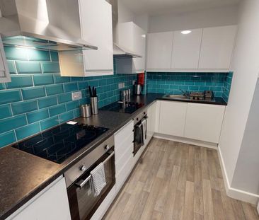 1 bedroom in a house share to rent - Photo 1