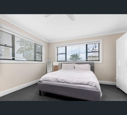 2/2 Ordnance St, The Hill, NSW 2300 - Photo 1