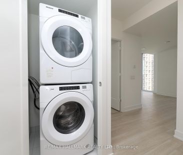 1037 20 Inn on the Park Drive - Photo 5