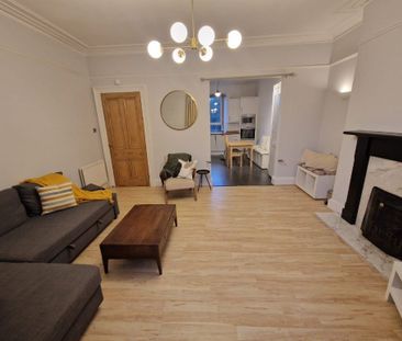 View Terrace, Aberdeen - Photo 2