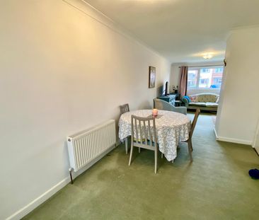 Kingsway Gardens, Chandlers Ford, SO53 - Photo 2