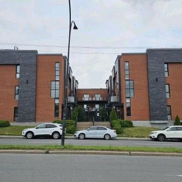 Condo spacieux à louer - Photo 1