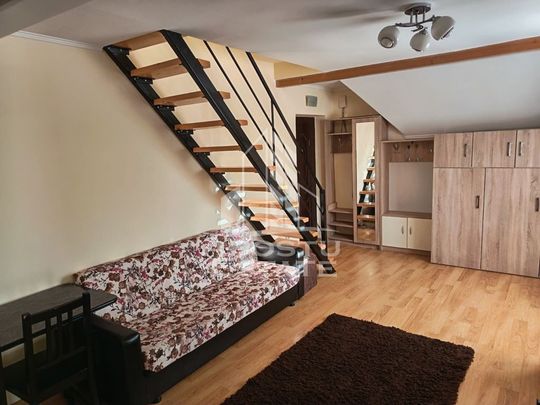 Apartament cu 3 camere la casa ,curte comuna - Fotografie 1