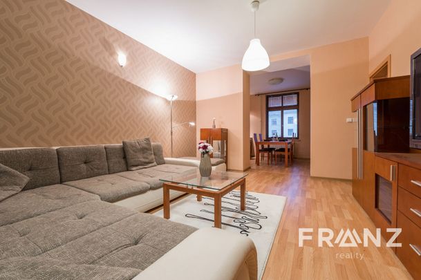 Pronájem bytu 3+1 83 m² - Fotografie 1