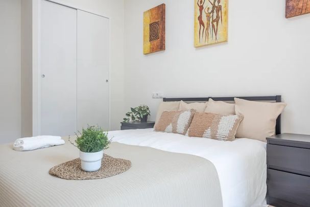 Avinguda de la Plata, Valencia, Valencian Community 46013 - Photo 1