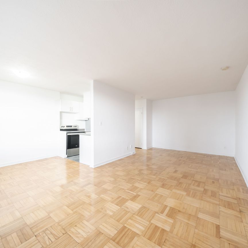 For Lease - 165 Cosburn Avenue Unit# 604, Toronto, Ontario - Photo 1