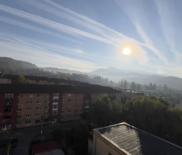 Apartament prima închiriere - Petroșani - zonă centrală - Photo 2