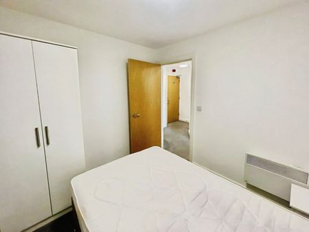 2 bedroom apartment to rent - Photo 5