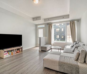 For Lease - 577 Takamose Private, Manor Park - Cardinal Glen and Ar... - Photo 1