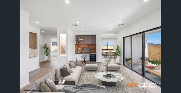 Luxury 4 Bedroom Family House in Smythes Creek!! - Photo 1