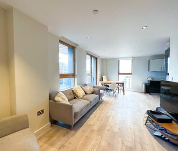 Room in a Shared Flat, Streamlight Tower, E14 - Photo 2