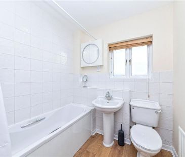 3 bedroom end of terrace house to rent - Photo 6