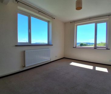 3 bedroom detached house to rent - Photo 3