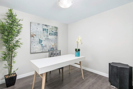 220 Ira Needles Blvd - Photo 5