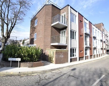 Berwick House, 8-10 Knoll Rise, Orpington, BR6 - Photo 1