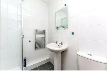 1 bedroom apartment to rent The Royals, High Street, Guildford, GU1 - Photo 3