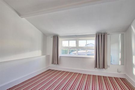 2 bedroom terraced house to rent - Photo 5