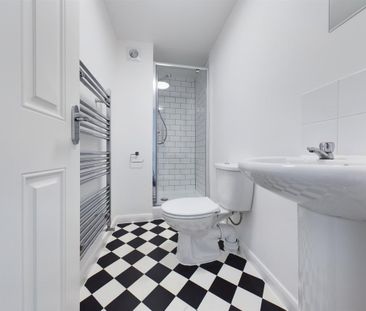 Inverness Road, Brighton - Photo 1