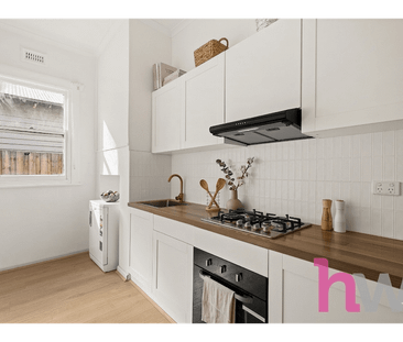 Stylishly Renovated Home in a Prime Lifestyle Location - Photo 5