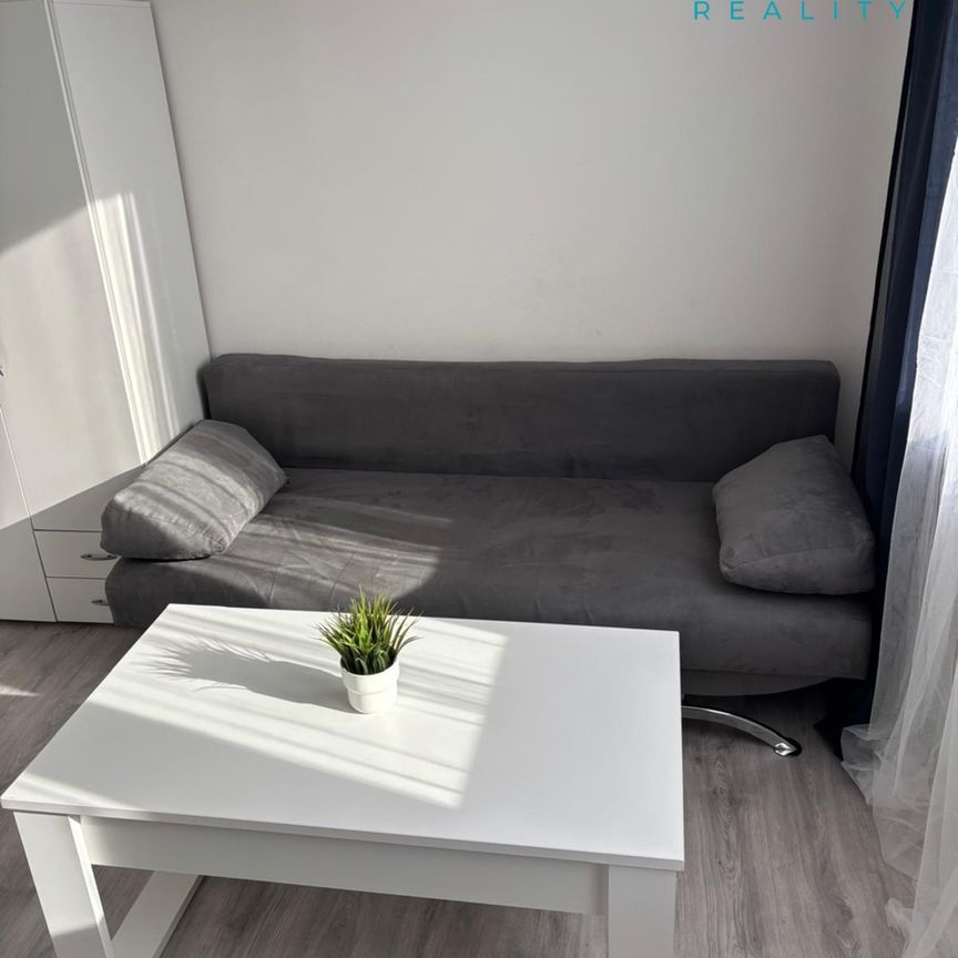 Pronájem bytu 1+kk a garsoniéry 19 m² - Photo 1