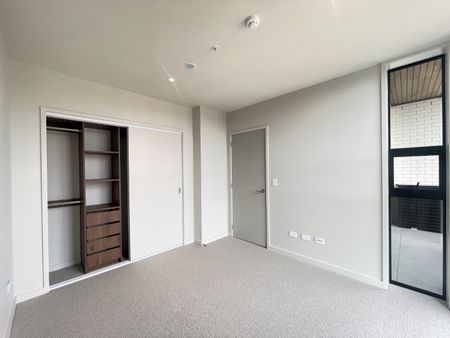 Modern 1-Bedroom Apartment in Long Bay – Elementum Living - Photo 5