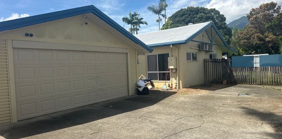 Bentley Park - Photo 2