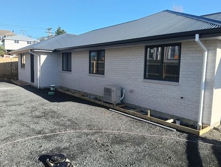 New 3 bed home for winter - Photo 5