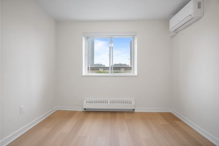 For Lease - 329 The West Mall N/A Unit# 104, Toronto, Ontario - Photo 4